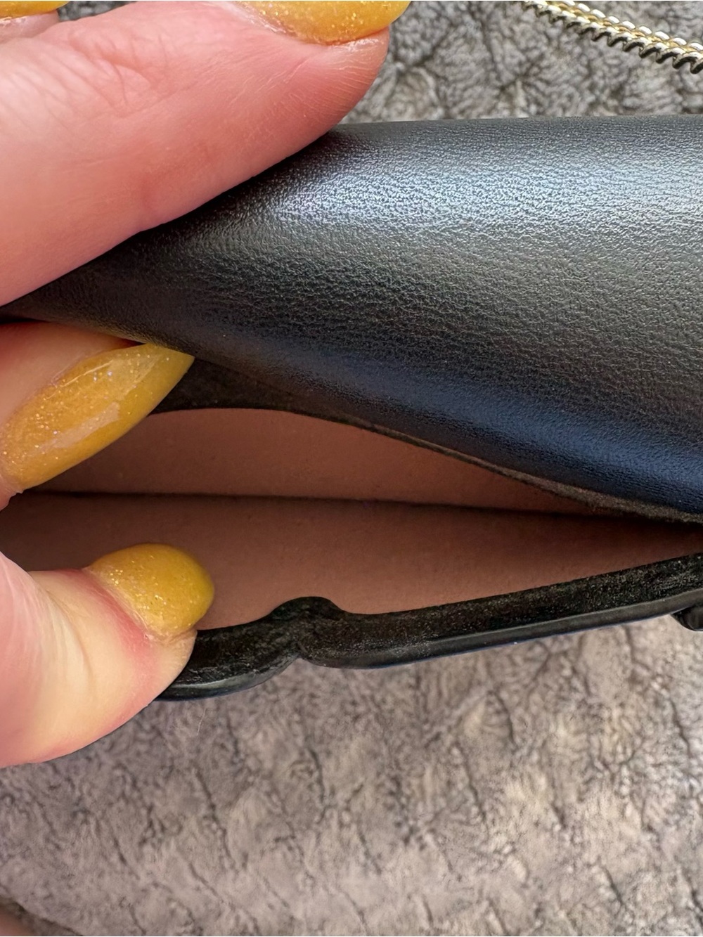 kate spade Black Mini Nicola Crossbody 🖤 - Picture 4 of 10